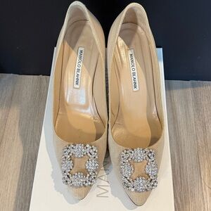 Manolo Blahnik Hangisi 70 pumps